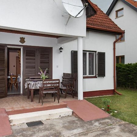 Familia Nyaralo 117 Villa Balatonmáriafürdő Екстериор снимка